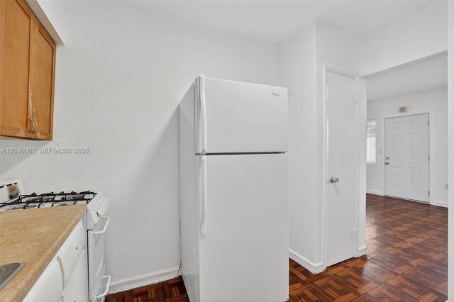 2170 NW Flagler Ter, Miami, FL 33125