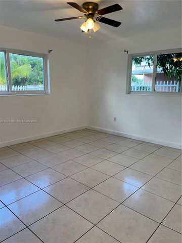 150 NE 173rd St, Miami, FL 33162