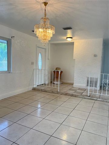 150 NE 173rd St, Miami, FL 33162