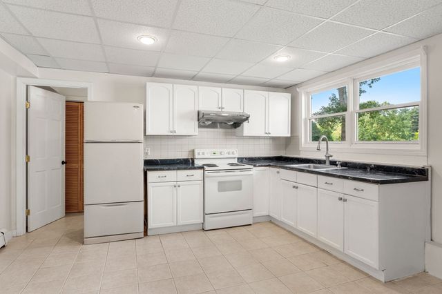 110 Bridge Street, Hamilton, MA 01982