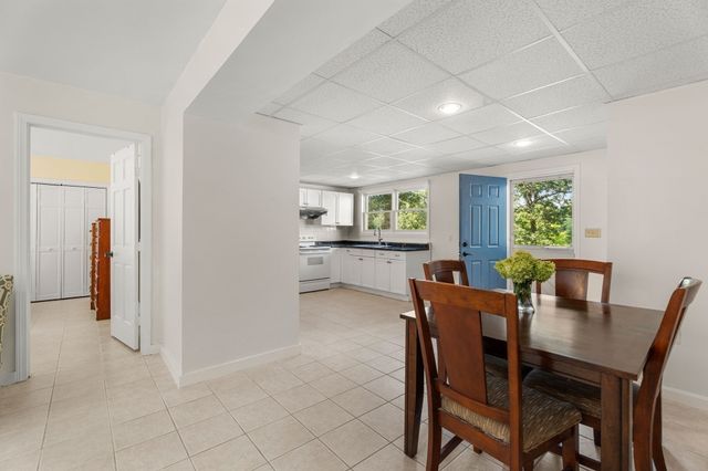 110 Bridge Street, Hamilton, MA 01982