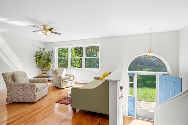 110 Bridge Street, Hamilton, MA 01982