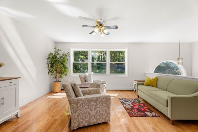 110 Bridge Street, Hamilton, MA 01982