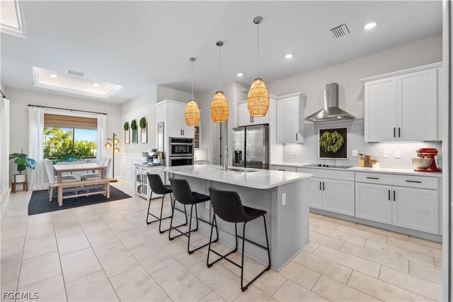 427 NW 37th AVE, Cape Coral, FL 33993