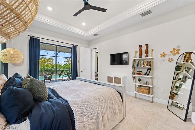 427 NW 37th AVE, Cape Coral, FL 33993