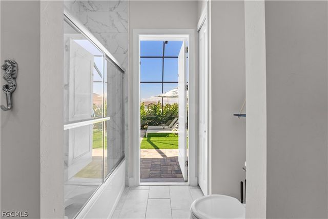 427 NW 37th AVE, Cape Coral, FL 33993