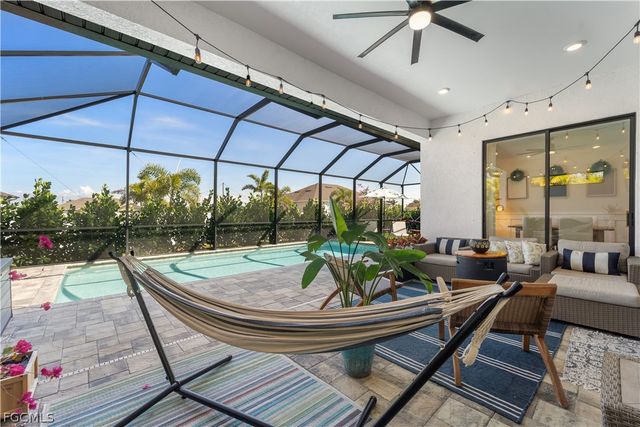 427 NW 37th AVE, Cape Coral, FL 33993