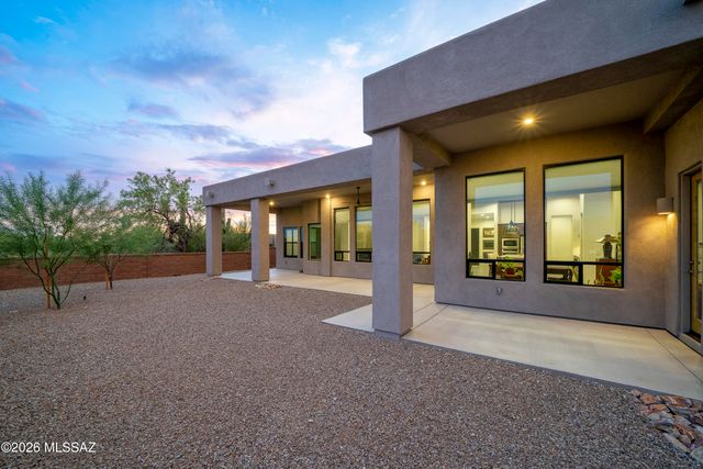 12360 N Carpas Wash Drive, Marana, AZ 85658