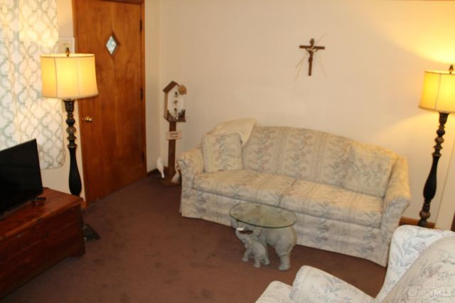 5573 Mt Zion Road, Miami Twp, OH 45150