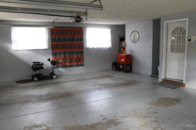 5573 Mt Zion Road, Miami Twp, OH 45150