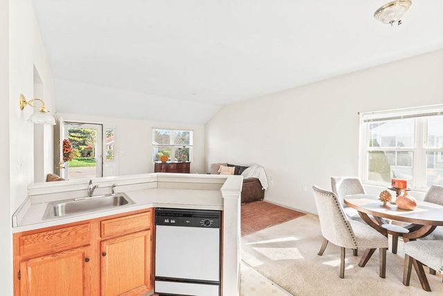 42 Crystal Water 42, East Bridgewater, MA 02333