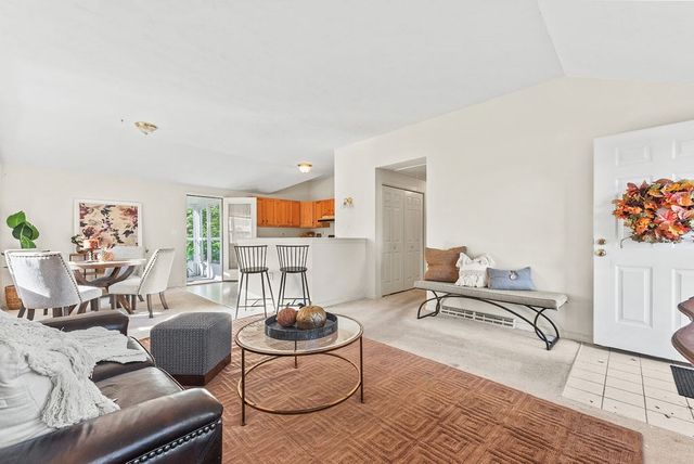 42 Crystal Water 42, East Bridgewater, MA 02333