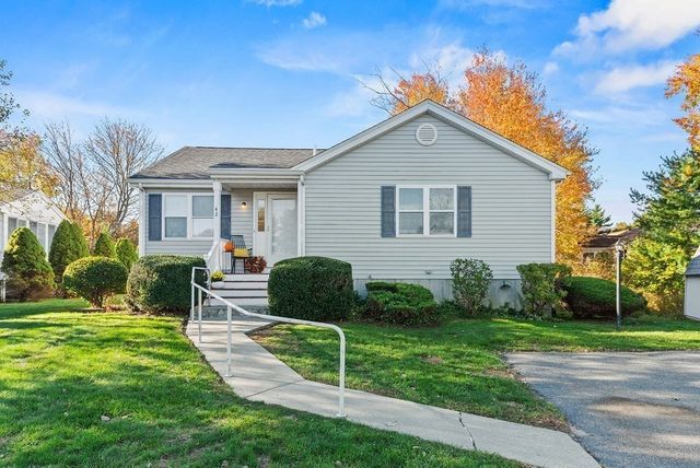 42 Crystal Water 42, East Bridgewater, MA 02333