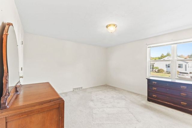 42 Crystal Water 42, East Bridgewater, MA 02333