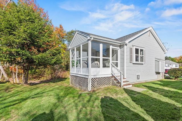 42 Crystal Water 42, East Bridgewater, MA 02333
