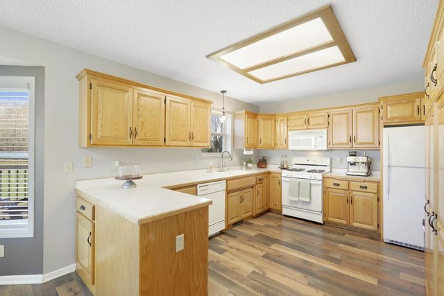 40894 Fenian Way, North Branch, MN 55056