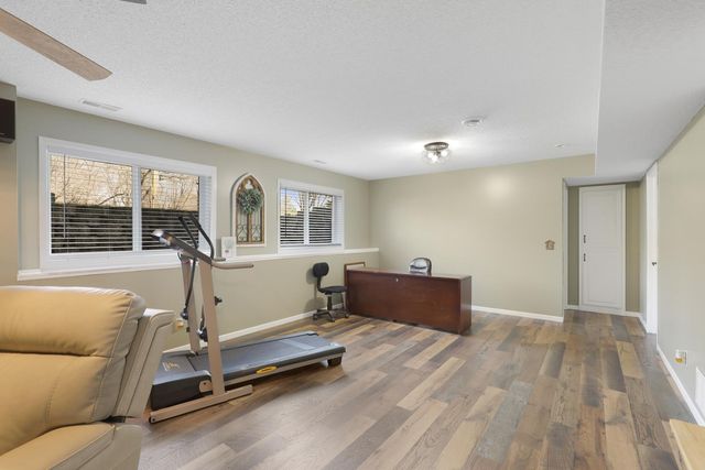 40894 Fenian Way, North Branch, MN 55056