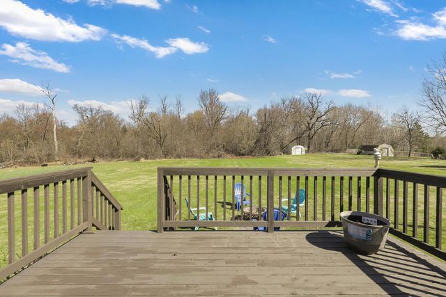 40894 Fenian Way, North Branch, MN 55056