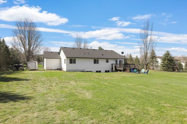 40894 Fenian Way, North Branch, MN 55056