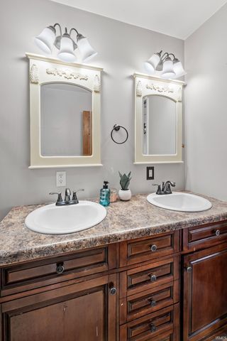 116 S Walnut Street, Etna Green, IN 46524