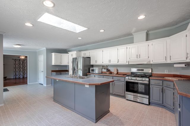 489 E Furness Road, Michigan City, IN 46360