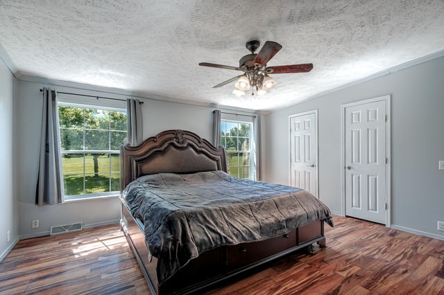 489 E Furness Road, Michigan City, IN 46360