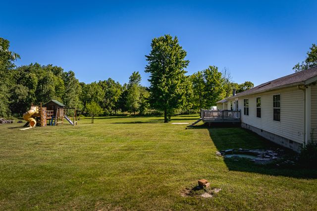 489 E Furness Road, Michigan City, IN 46360