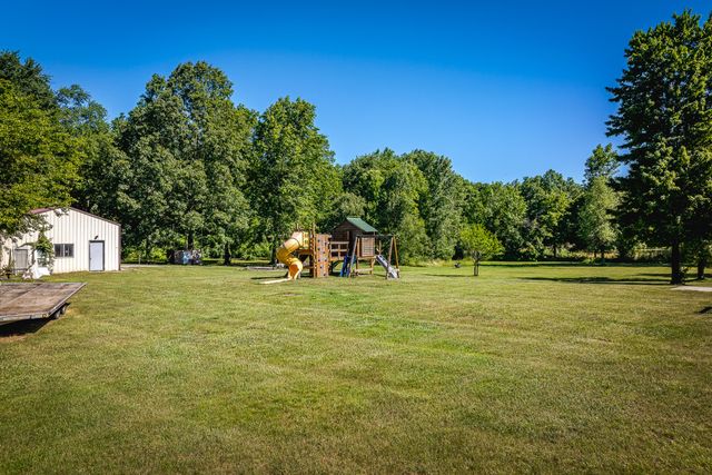 489 E Furness Road, Michigan City, IN 46360