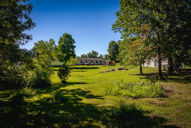 489 E Furness Road, Michigan City, IN 46360