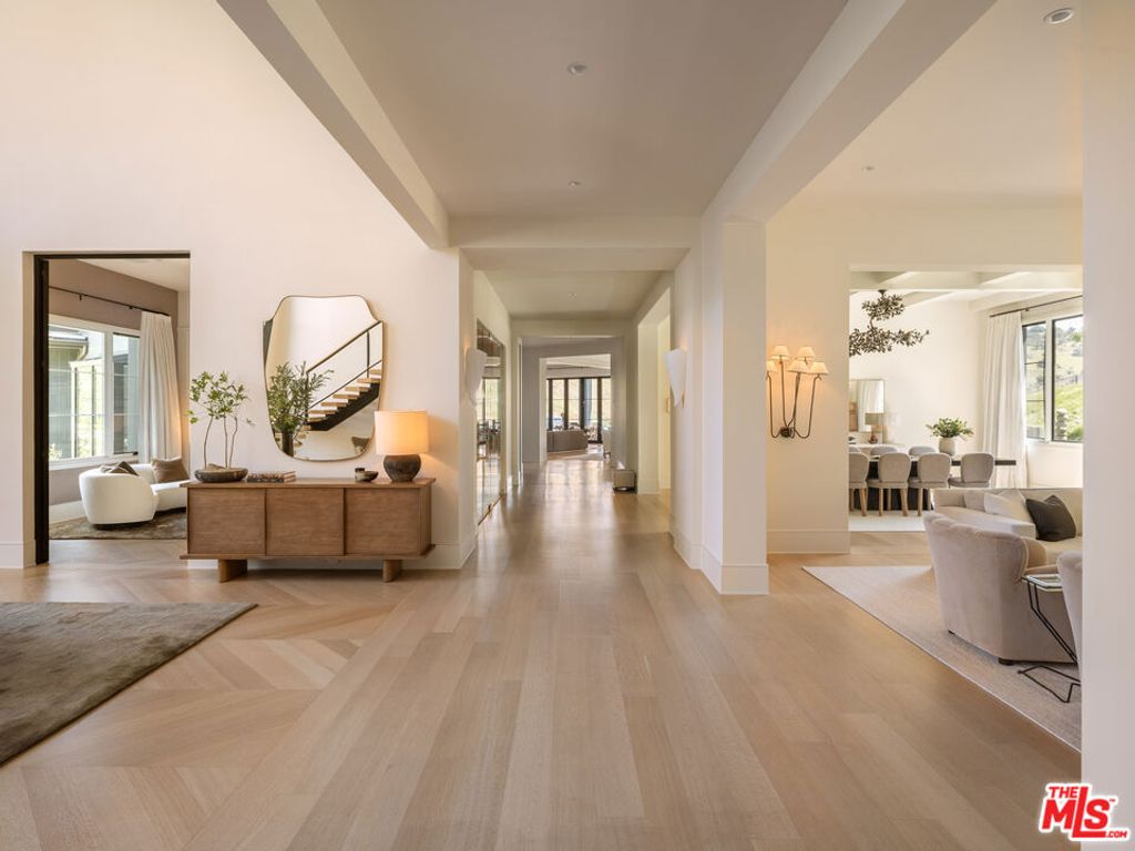 25211 Jim Bridger Road, Hidden Hills, CA 91302 — photo 4
