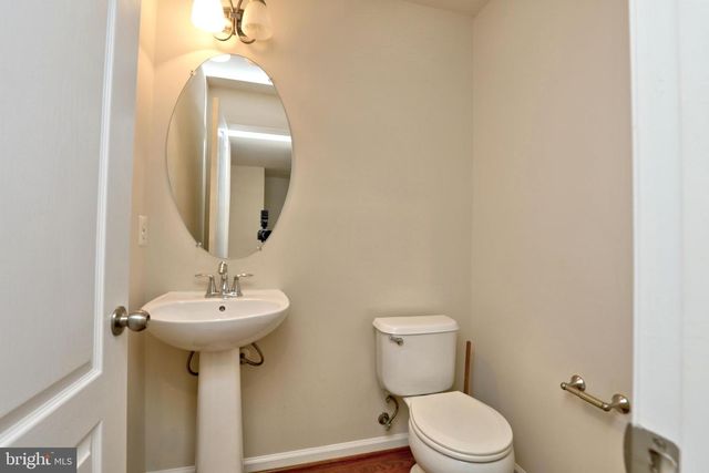 2910 TRUFFLE OAK PL, Woodbridge, VA 22191