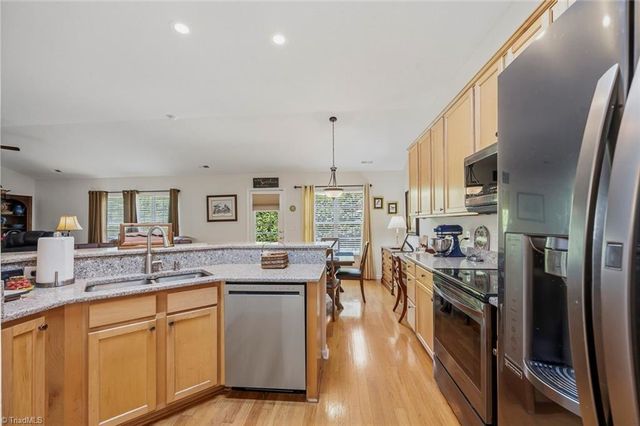 130 Salem Ridge Court, Clemmons, NC 27012