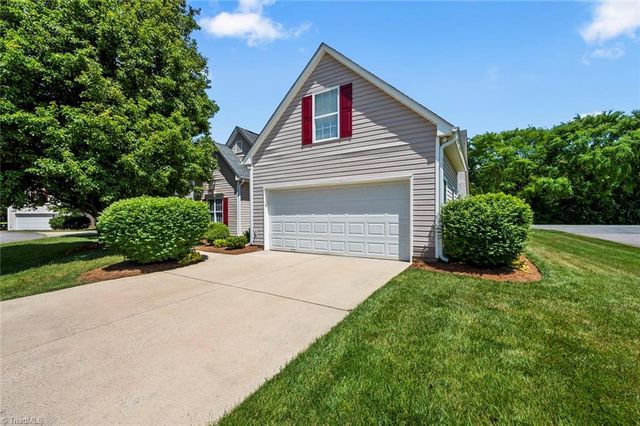 130 Salem Ridge Court, Clemmons, NC 27012