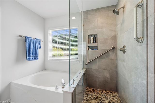 130 Salem Ridge Court, Clemmons, NC 27012