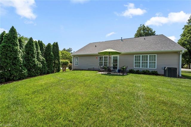 130 Salem Ridge Court, Clemmons, NC 27012