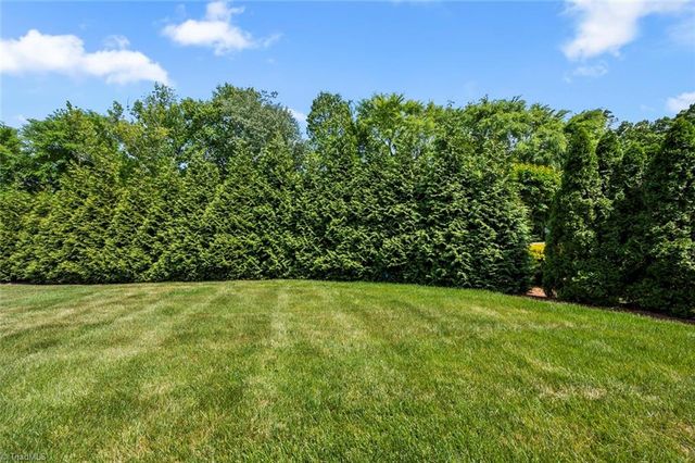 130 Salem Ridge Court, Clemmons, NC 27012