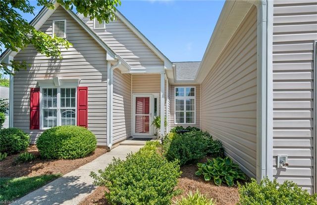 130 Salem Ridge Court, Clemmons, NC 27012