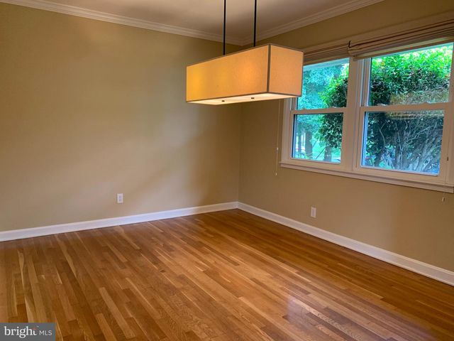 1334 MAYFLOWER DR, Mclean, VA 22101