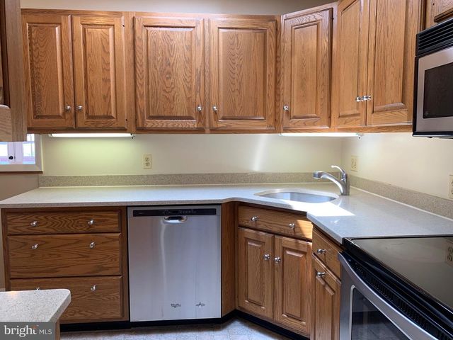 1334 MAYFLOWER DR, Mclean, VA 22101