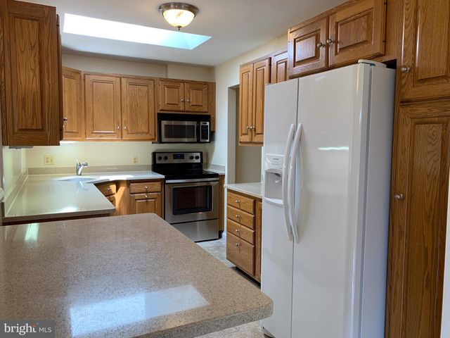 1334 MAYFLOWER DR, Mclean, VA 22101