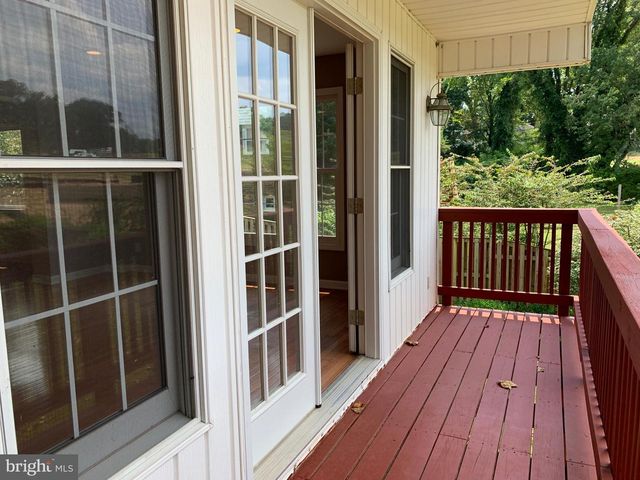 1334 MAYFLOWER DR, Mclean, VA 22101