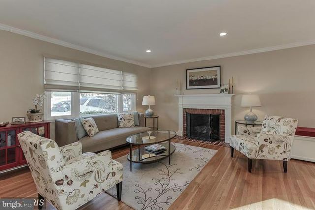 1334 MAYFLOWER DR, Mclean, VA 22101