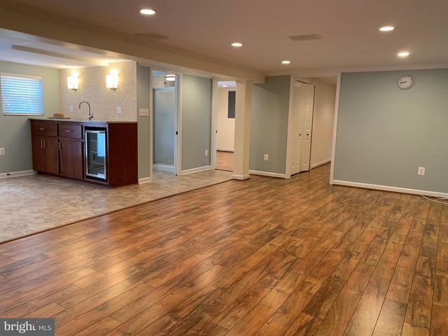 1334 MAYFLOWER DR, Mclean, VA 22101