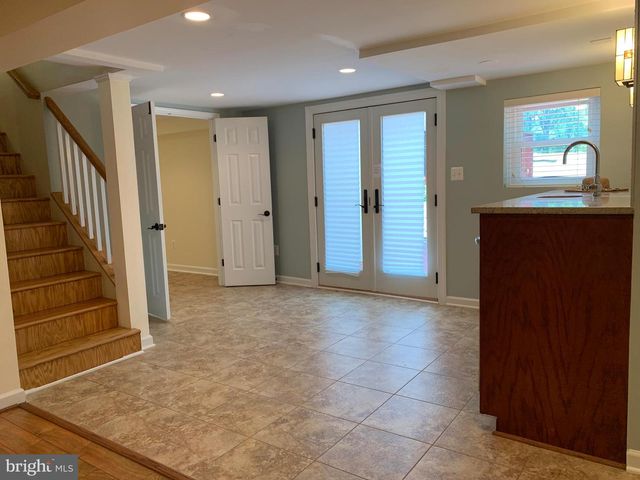 1334 MAYFLOWER DR, Mclean, VA 22101