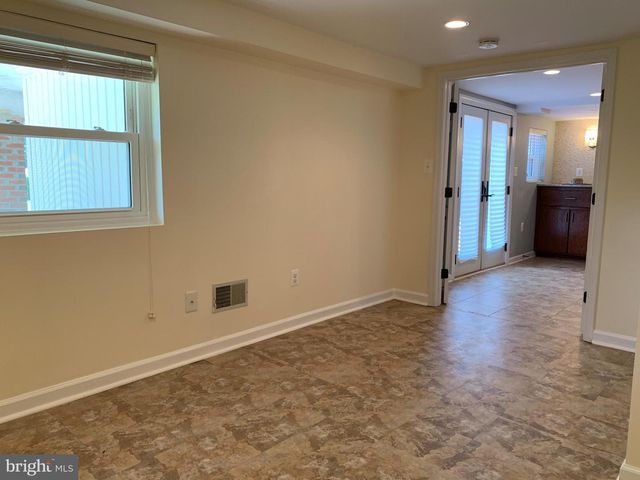 1334 MAYFLOWER DR, Mclean, VA 22101