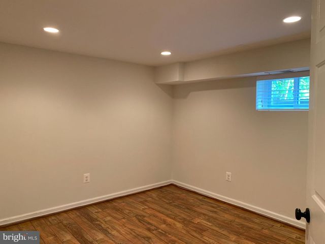 1334 MAYFLOWER DR, Mclean, VA 22101