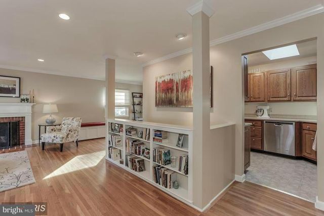 1334 MAYFLOWER DR, Mclean, VA 22101
