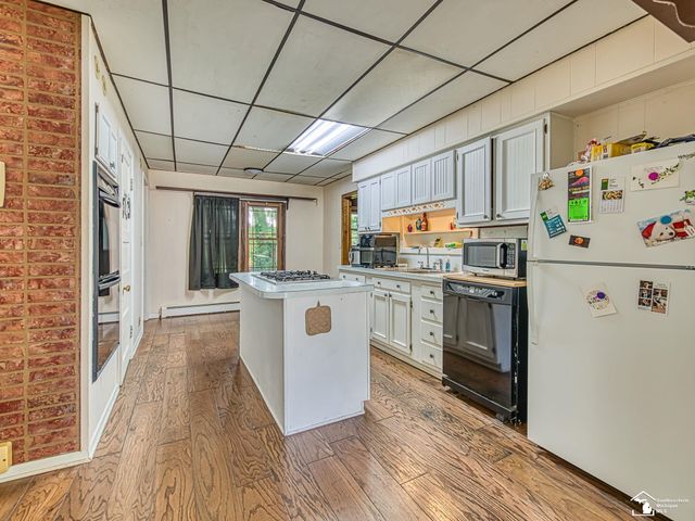 1660 W Sterns Road, Bedford Twp, MI 48182