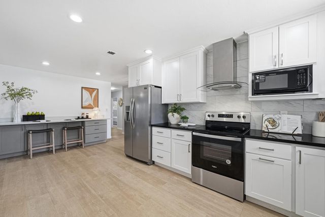 2895 Warburton Avenue, Santa Clara, CA 95051