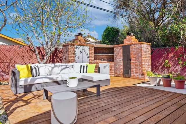 2895 Warburton Avenue, Santa Clara, CA 95051